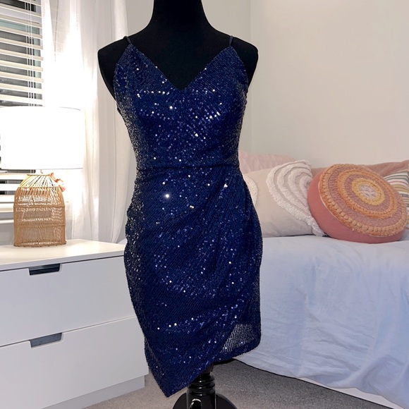 Sequin Sparkle Beaded Dress - Picture 2 of 3